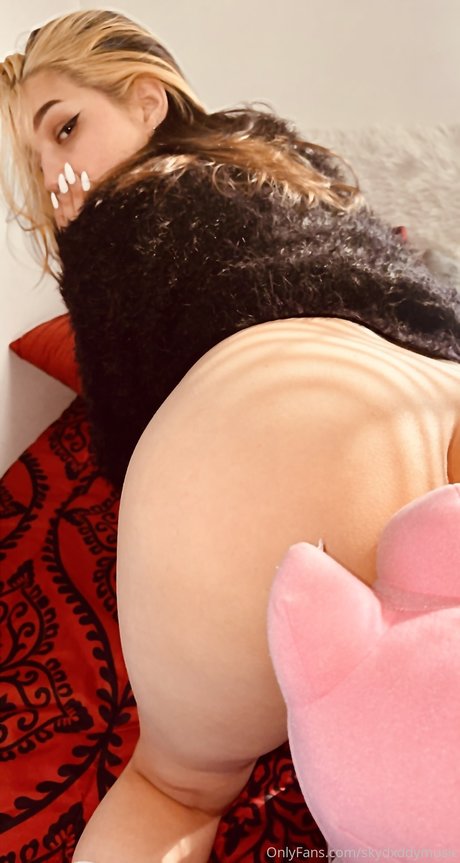 Nahá fotka uniklých OnlyFans od Skydxddy