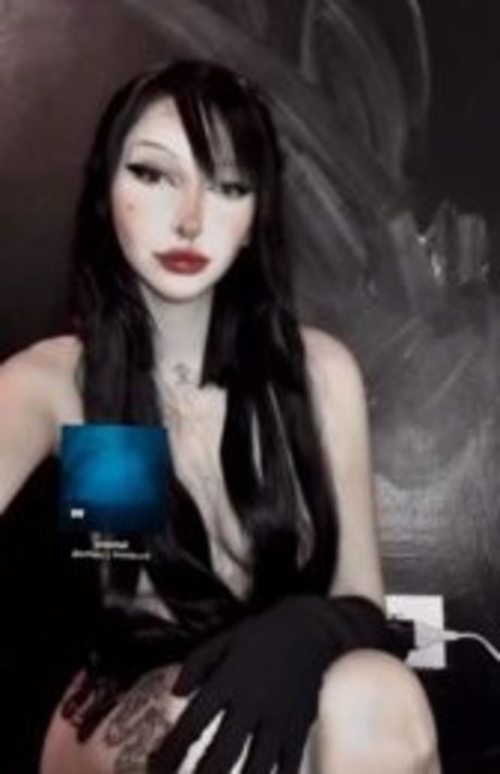 Nahá fotka uniklých OnlyFans od Suckmydragon