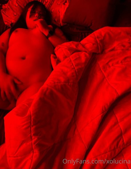 Foto nua vazada do OnlyFans de Xolucina