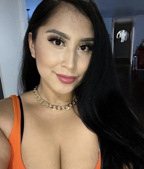 Nahá fotka uniklých OnlyFans od Mrzmoco