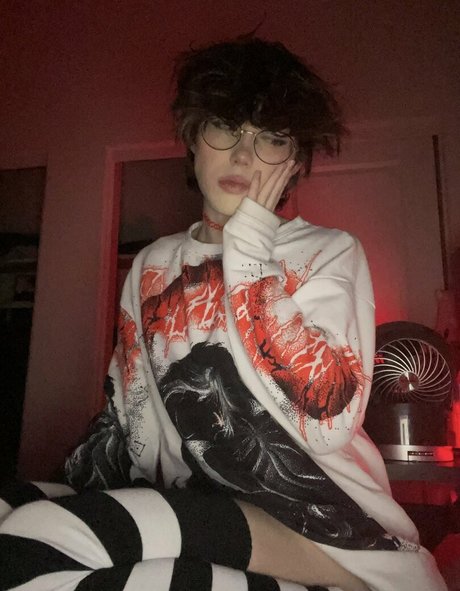 Обнаженная фотография утечки OnlyFans от Bbykoda