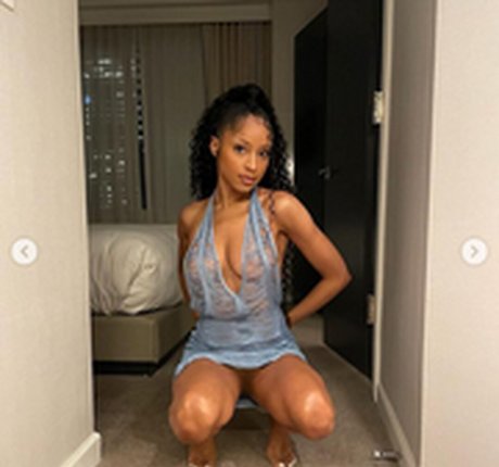 Nagie wyciekłe zdjęcie OnlyFans od Nikkivictoria