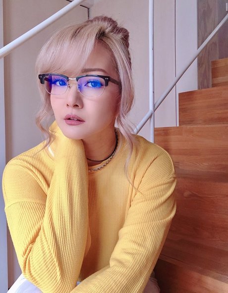 Naken lekkede OnlyFans-bilde av Reina Scully