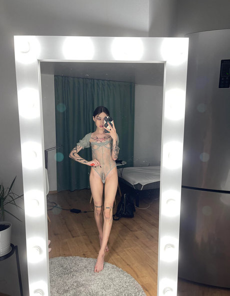 Nahá fotka uniklých OnlyFans od Amy Split