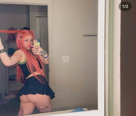 Naken läckt OnlyFans-bild av Jenny Temple