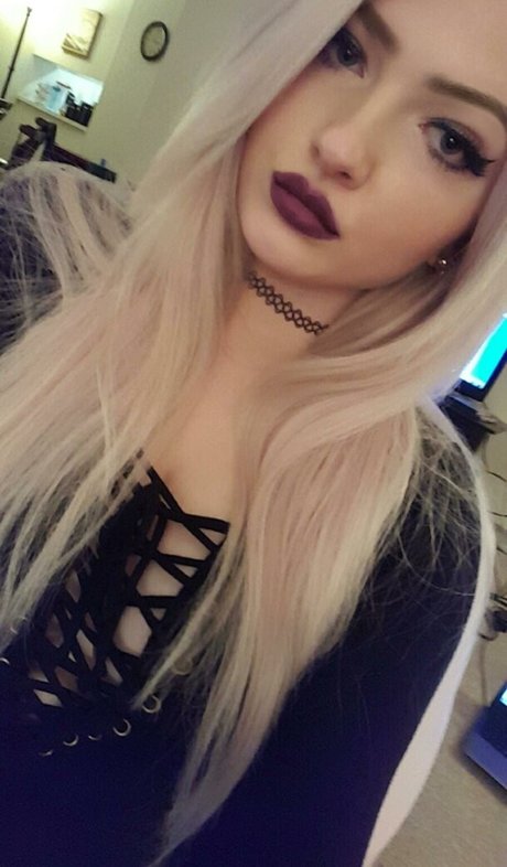 Roslyntaber OnlyFans