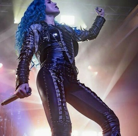 Womenmetal