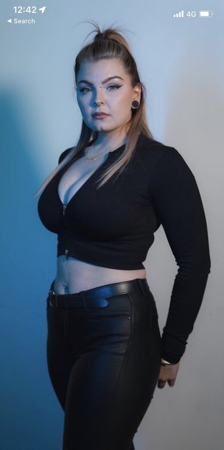 Nøgent lækket OnlyFans-billede af Ashleigh Harris