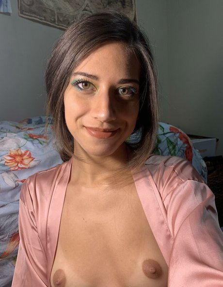 Naken läckt OnlyFans-bild av Belle420