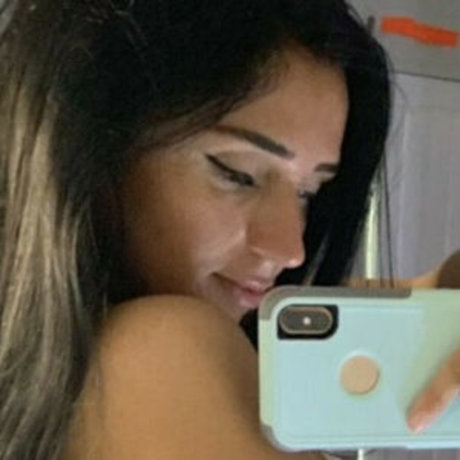 Naken lekkede OnlyFans-bilde av Doomluckygirl