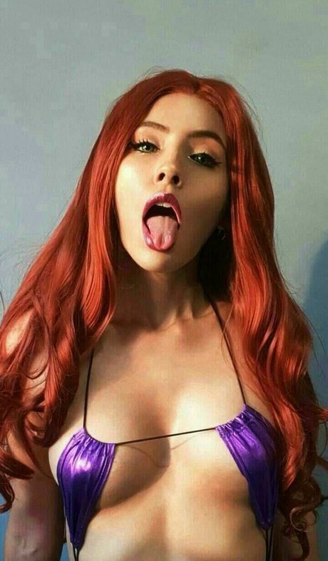 Photo nue de fuite OnlyFans de Val Moon Cosplay