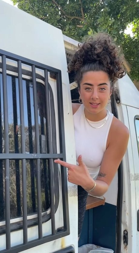 Eda Atilla OnlyFans 유출 누드 사진