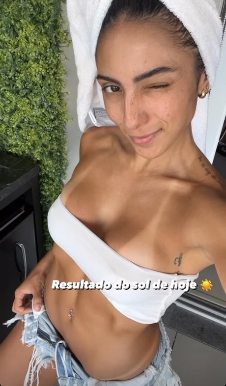 Naken lekkede OnlyFans-bilde av Isadora Nogueira