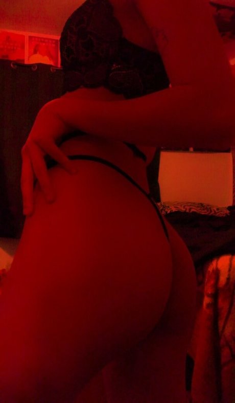 Nahá fotka uniklých OnlyFans od Dinkhoe