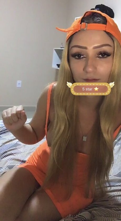 Naken läckt OnlyFans-bild av Laisa Manjabosco