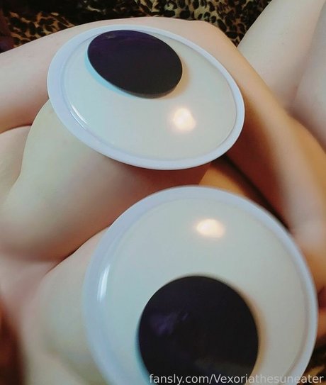 Nahá fotka uniklých OnlyFans od Vexoriathesuneater