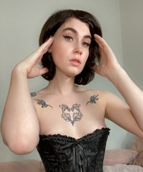 Elise Verona