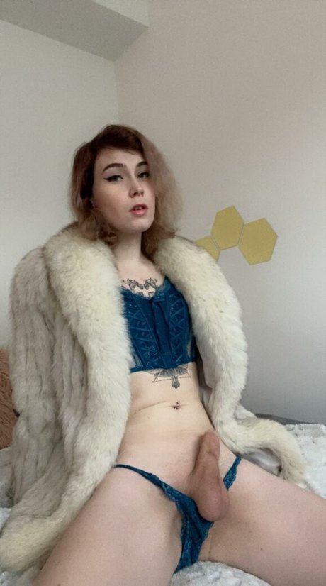 Elise Verona