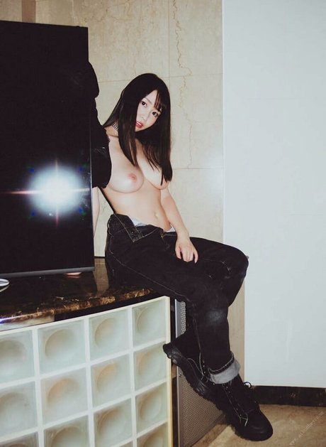Aika Yumeno OnlyFansリークヌード写真