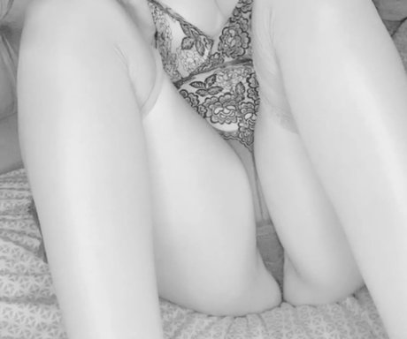 Nahá fotka uniklých OnlyFans od Paulette Somarriba