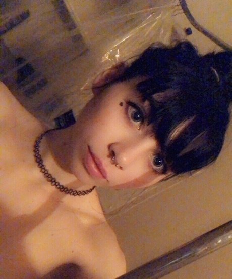 Nacktes geleaktes OnlyFans-Foto von Quinnie666