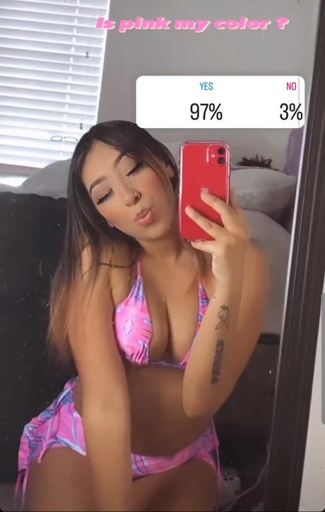Nagie wyciekłe zdjęcie OnlyFans od Shr00mfairy