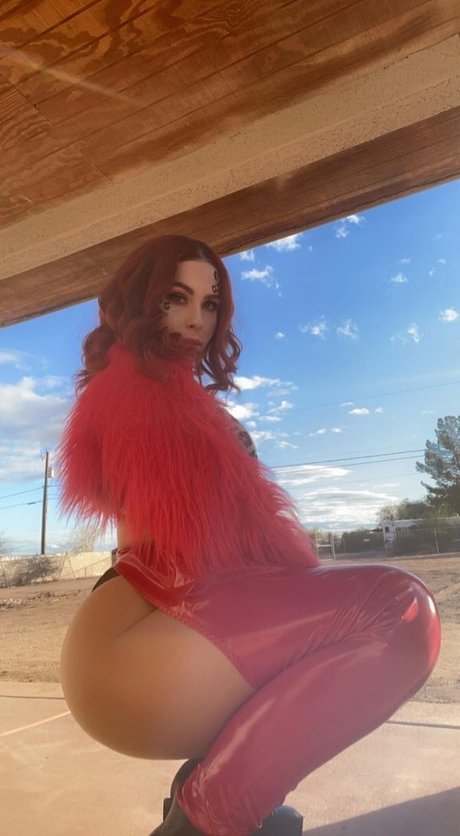Alaston vuotanut OnlyFans-kuva Alexis Pierce
