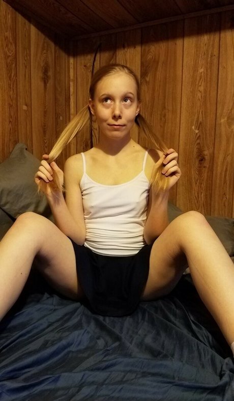 Обнаженная фотография утечки OnlyFans от Gwenharveyx50