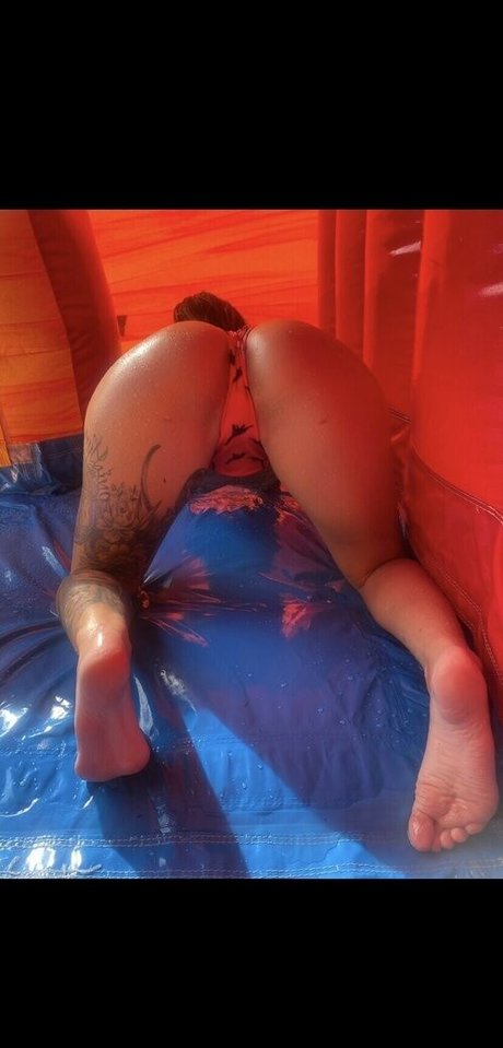 Alaston vuotanut OnlyFans-kuva Savagexsam