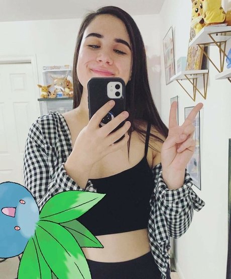 Shiningedith  nude leaked OnlyFans photo