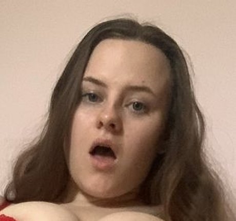 Photo nue de fuite OnlyFans de Tigoldbitties1