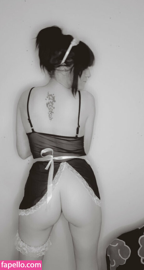 Nahá fotka uniklých OnlyFans od Chaotic Waifu