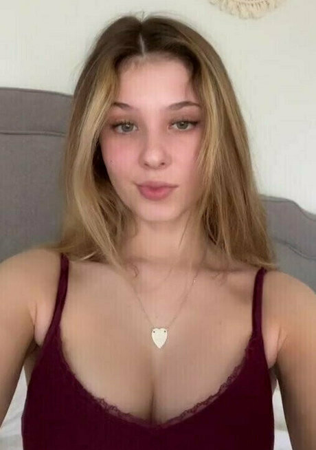 Nahá fotka uniklých OnlyFans od Jessgeng