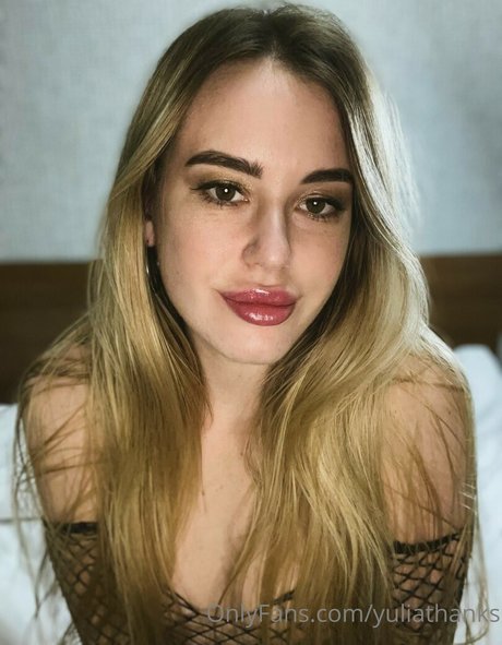 Yulia Thanks OnlyFans 유출 누드 사진