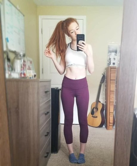 Nahá fotka uniklých OnlyFans od Fabledfoxy