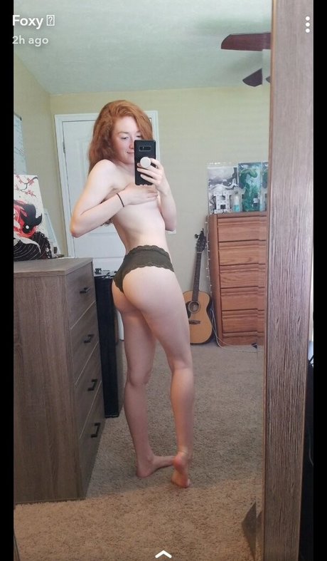 Naken lekkede OnlyFans-bilde av Fabledfoxy