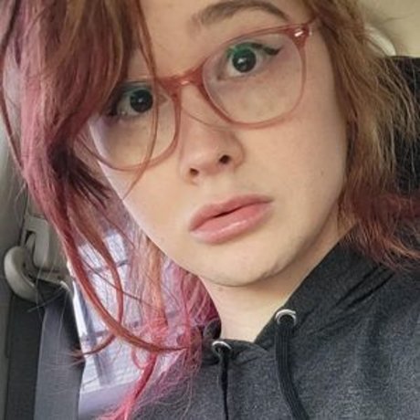 Nahá fotka uniklých OnlyFans od Alex Todoroki