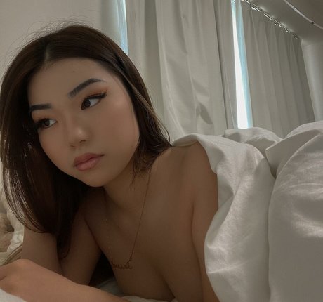Naken läckt OnlyFans-bild av Yukipinkymoon