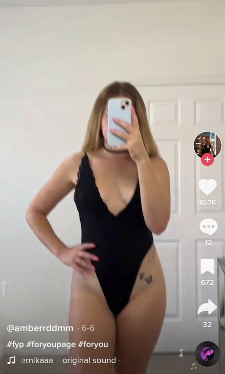 Naken läckt OnlyFans-bild av Amberrddmm