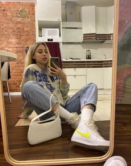 Alaston vuotanut OnlyFans-kuva Fairysusan