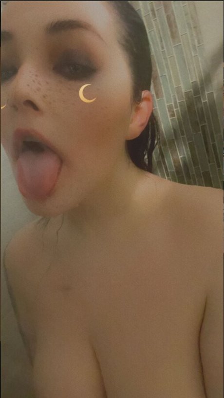 Alaston vuotanut OnlyFans-kuva Kittychipz