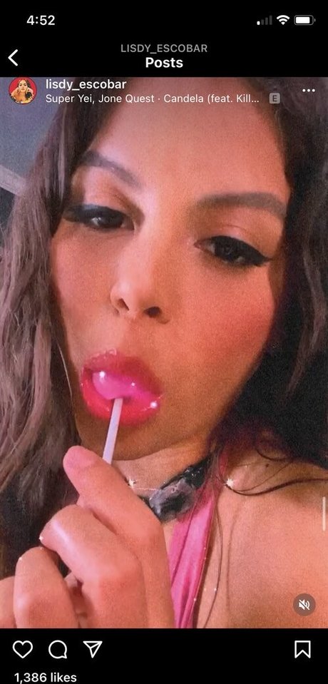 Naken läckt OnlyFans-bild av Candybabes