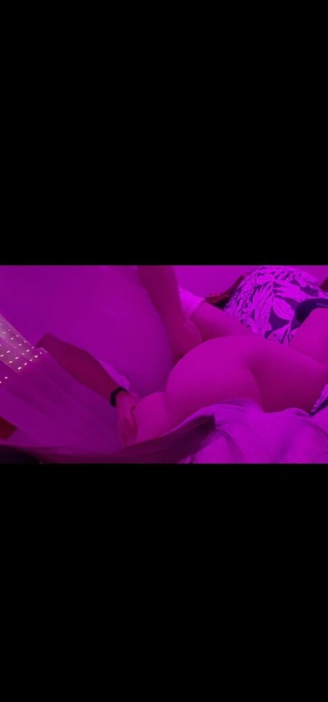 Nahá fotka uniklých OnlyFans od Mini A