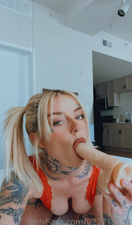 Nahá fotka uniklých OnlyFans od Doonigalli