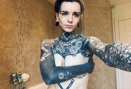 Holly Broome Inked