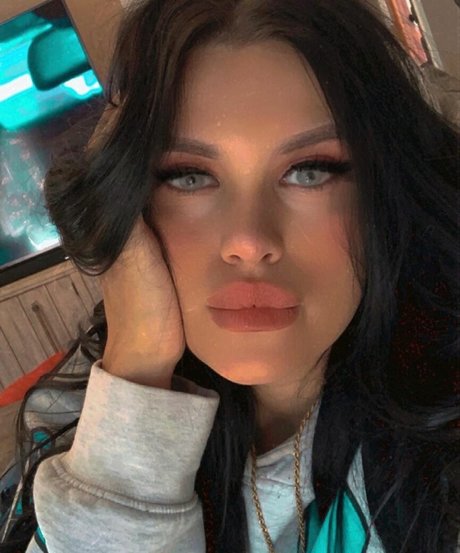 Nahá fotka uniklých OnlyFans od Alyssa Tognetti