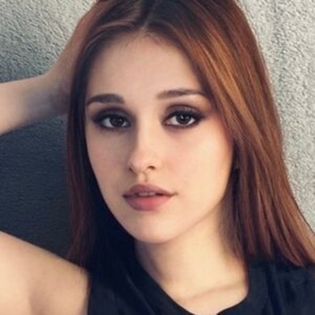 Nahá fotka uniklých OnlyFans od Hardrockkitten