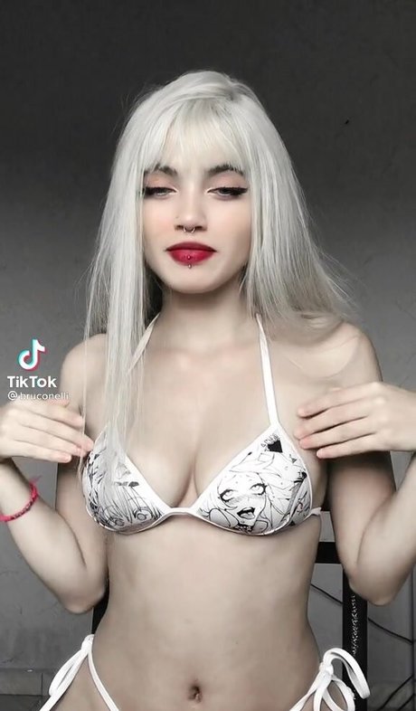Nøgent lækket OnlyFans-billede af Bruna Conelli