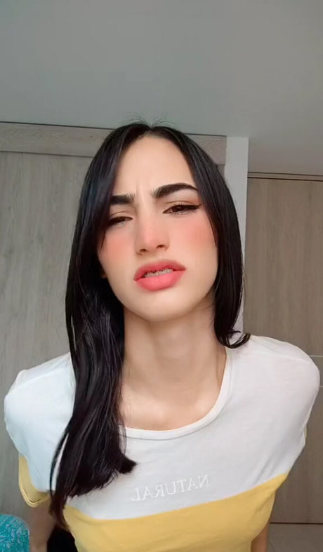 Nahá fotka uniklých OnlyFans od Yulenygz