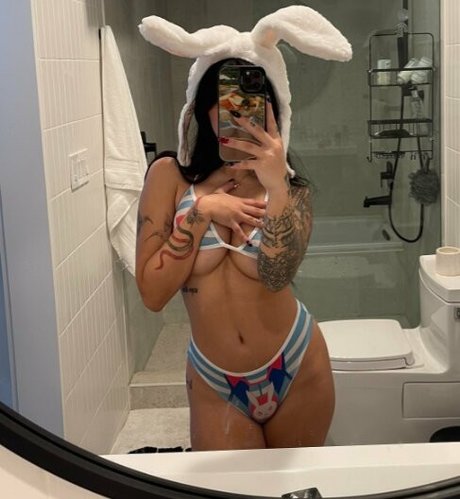 Nagie wyciekłe zdjęcie OnlyFans od Lunaellie